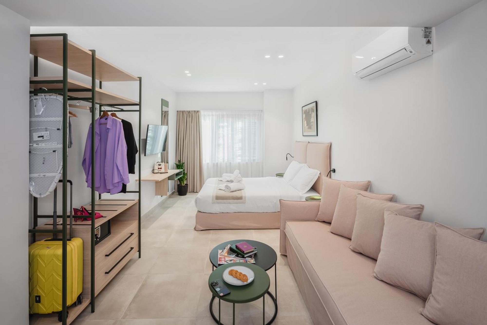 Deluxe Family Suite
