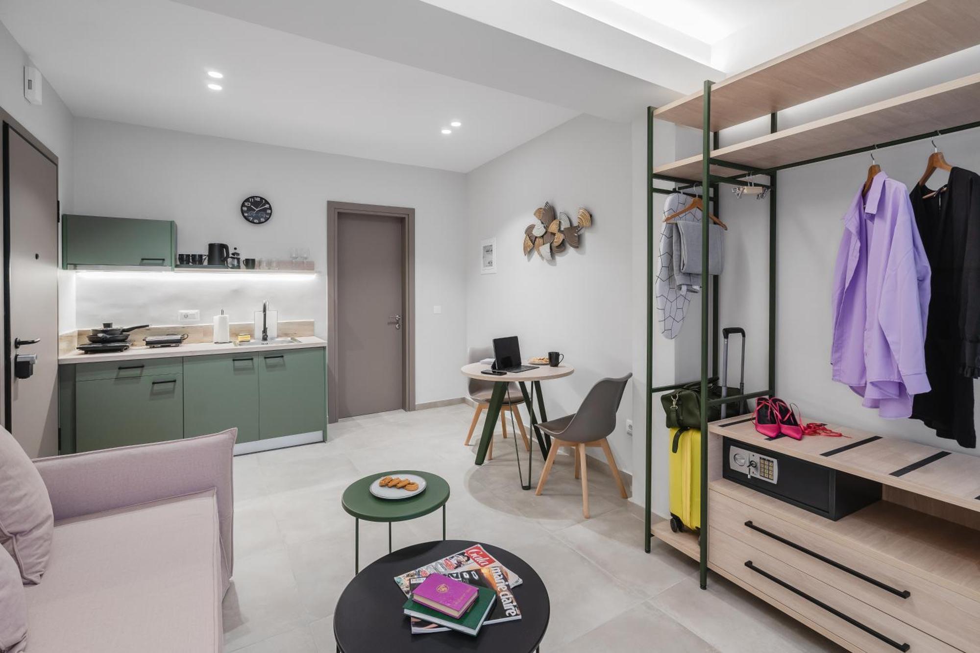 Deluxe Family Suite